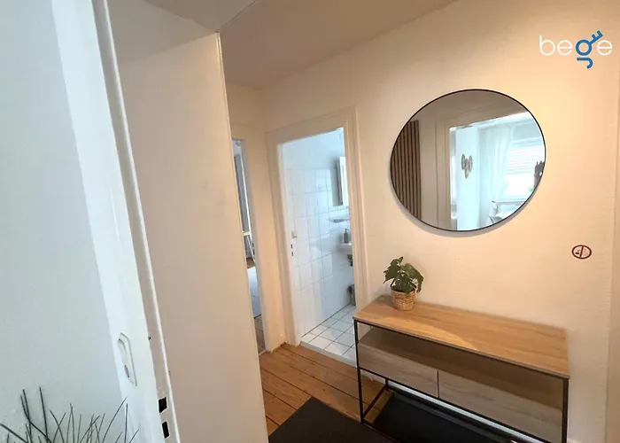 Bege Workhub Retreat